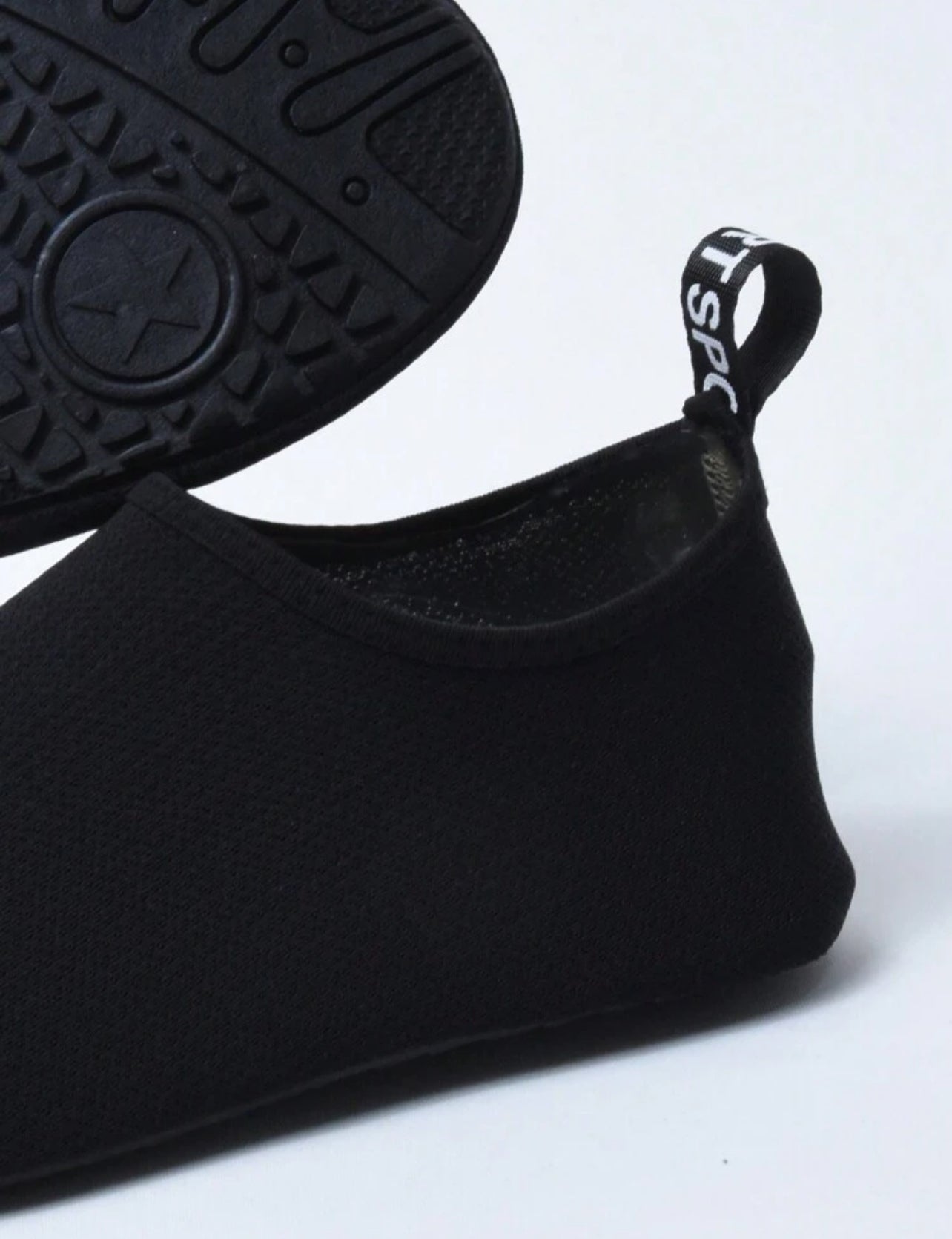NUMA MINIMALIST BAREFOOT SHOE WITH SOCKS