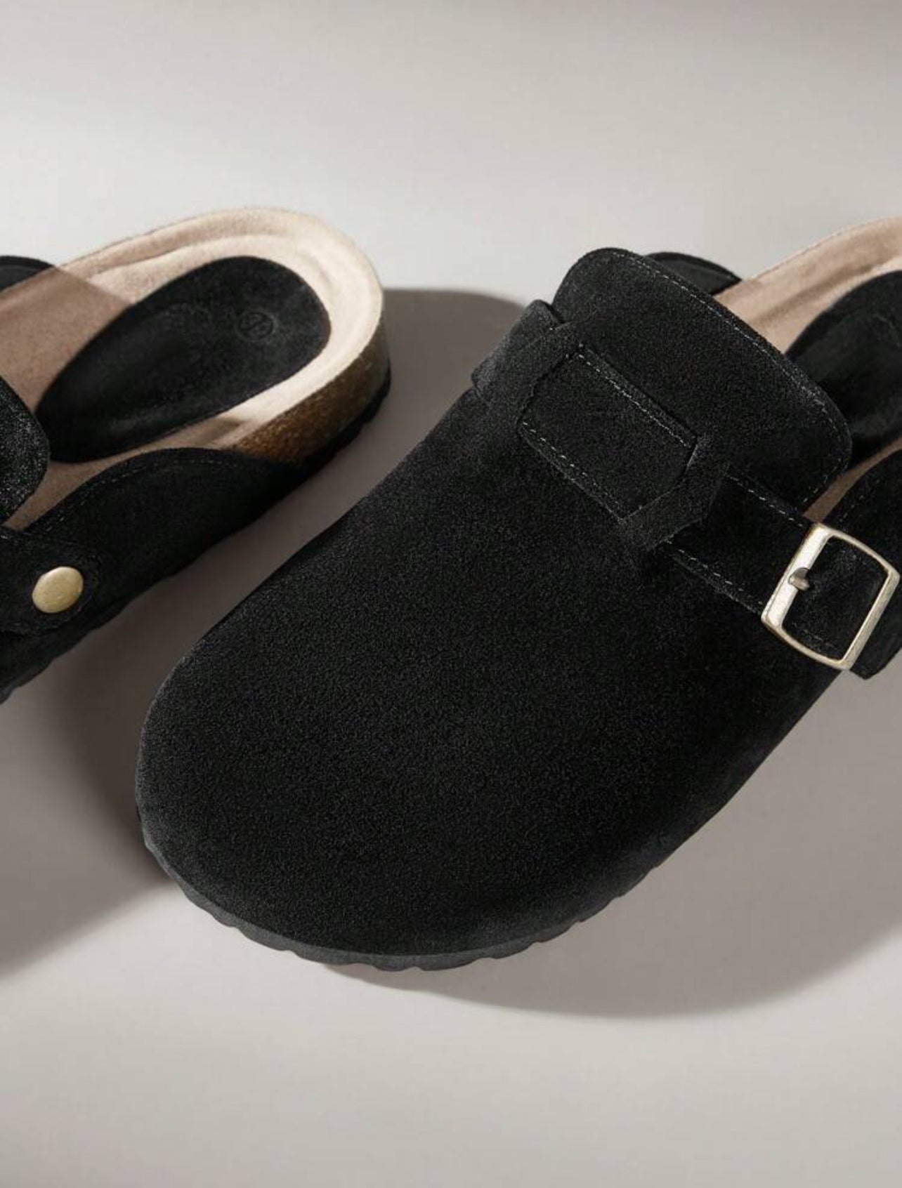 NUMA DARK BAREFOOT MINIMALIST SHOE